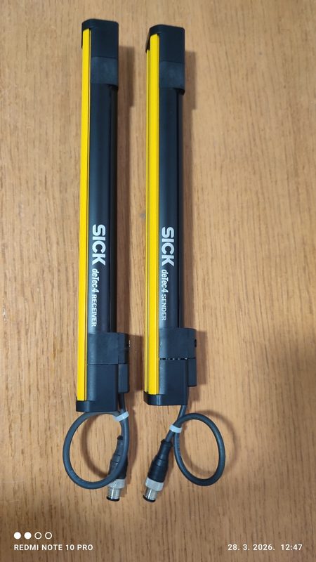 Световая завеса SICK DETECT4