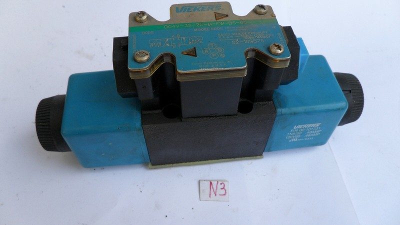 Клапан Eaton DGRV-3S-2C-M-FW-B5-60