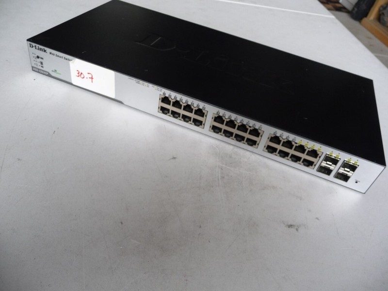 Коммутатор D-Link DGS-3100-48