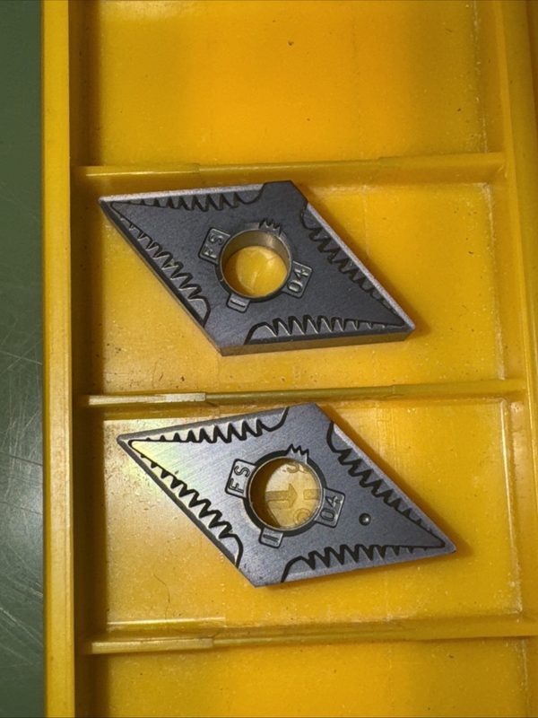 Режущий инструмент Kennametal DNGG431FS