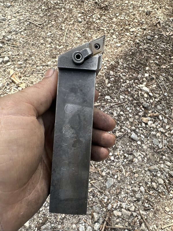 Режущий инструмент Kennametal DNMG-432
