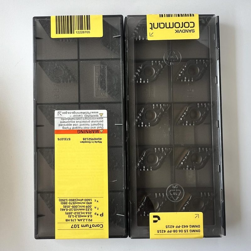 Режущий инструмент Sandvik DNMG150608-PF