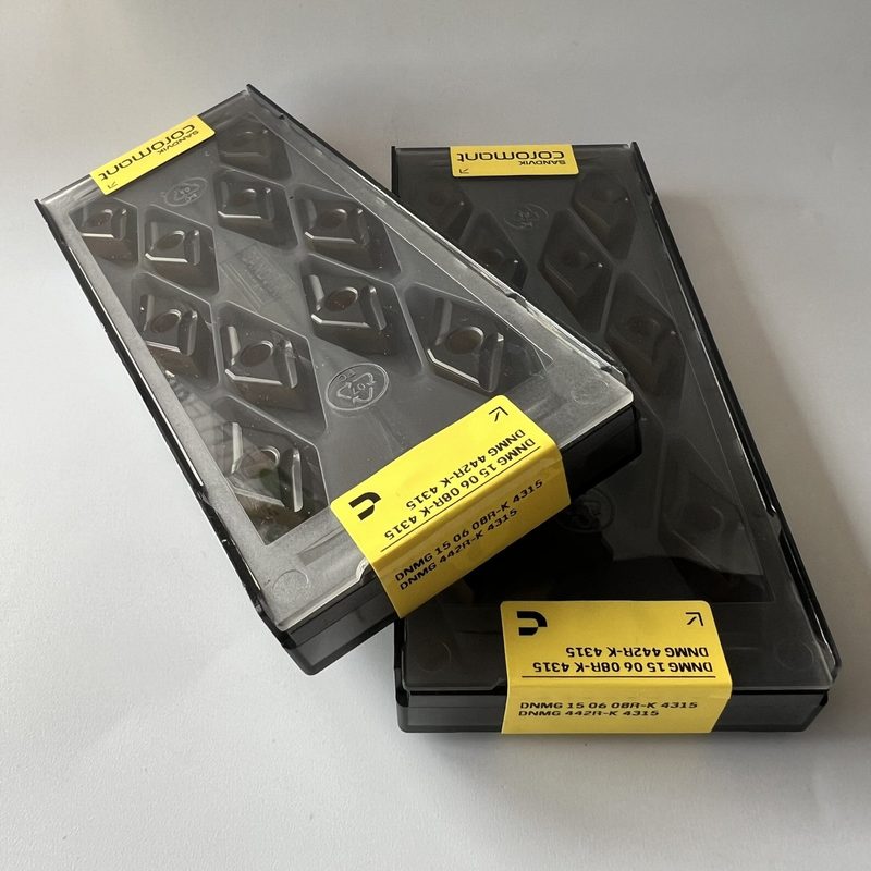 Режущий инструмент Sandvik DNMG150608R-K