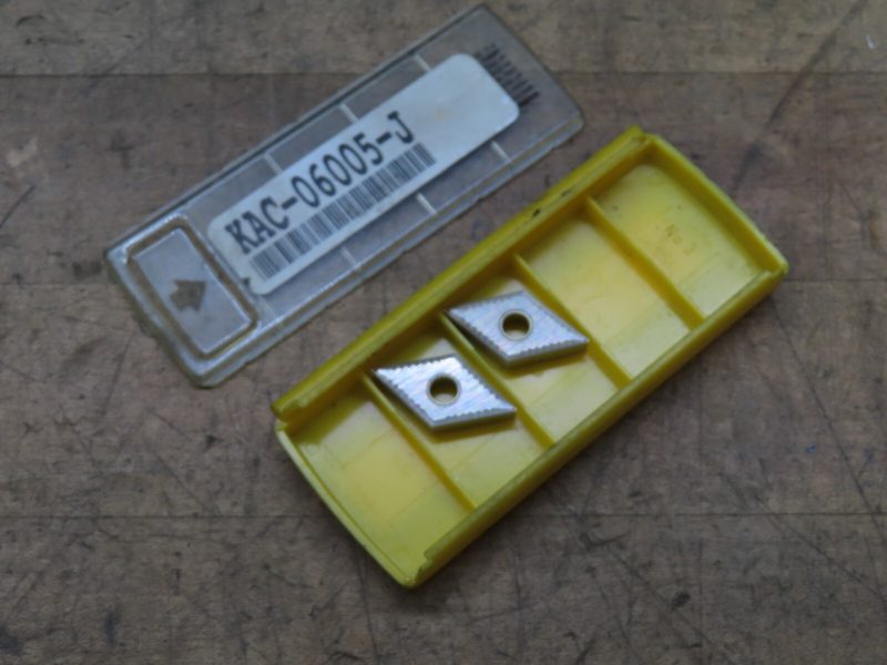 Режущий инструмент Kennametal DNMG431UF