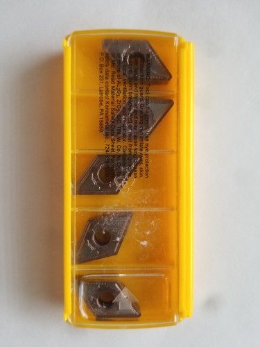 Режущий инструмент Kennametal DNMG433FN