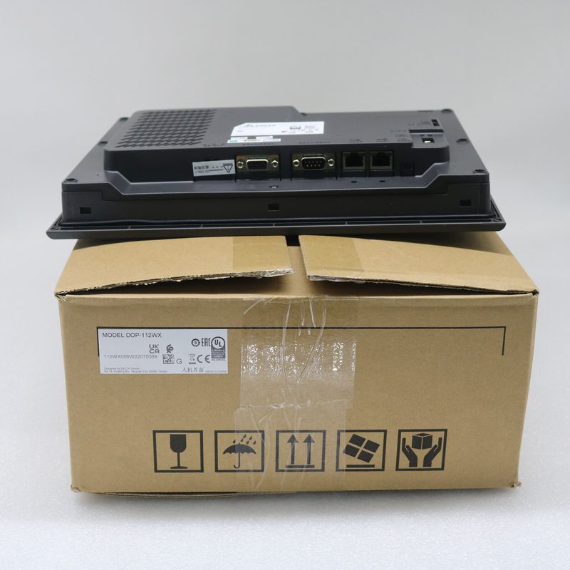 Панель оператора Delta DOP-112WX