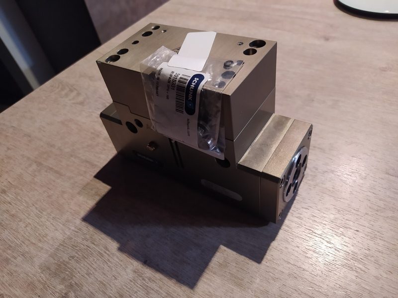 Робот Schunk DPG+160