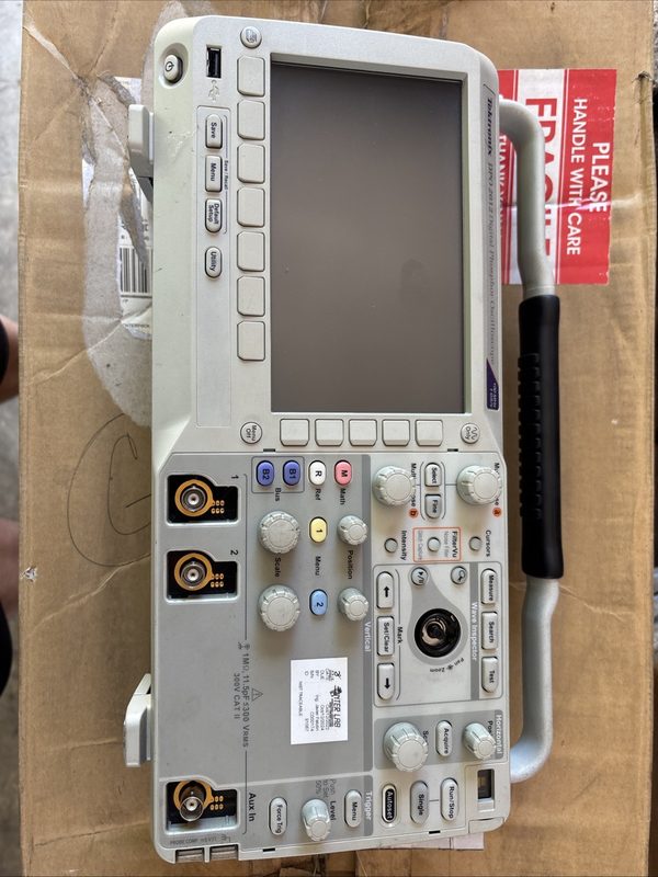 Осциллограф Tektronix DPO2012