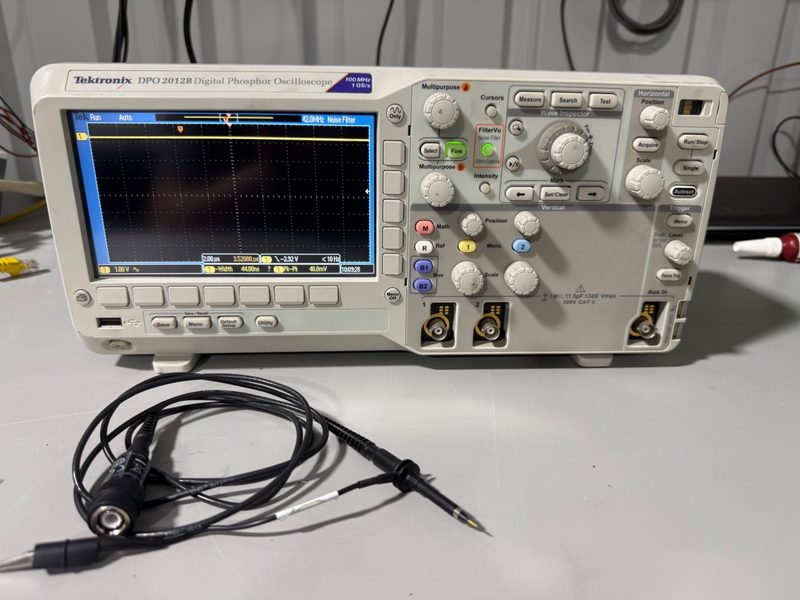Осциллограф Tektronix DPO 2012B