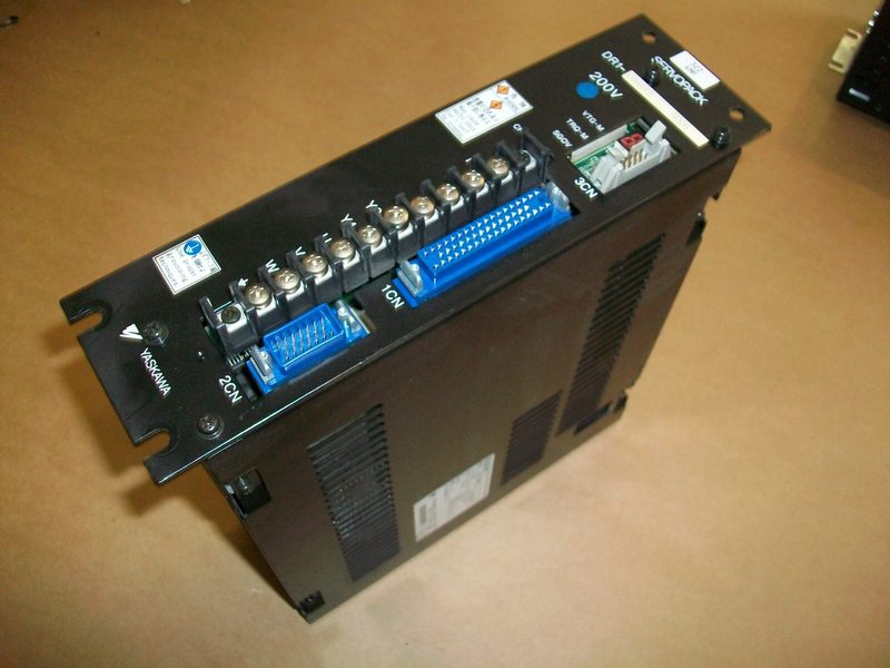 Сервопривод Yaskawa DR1-08AAY8