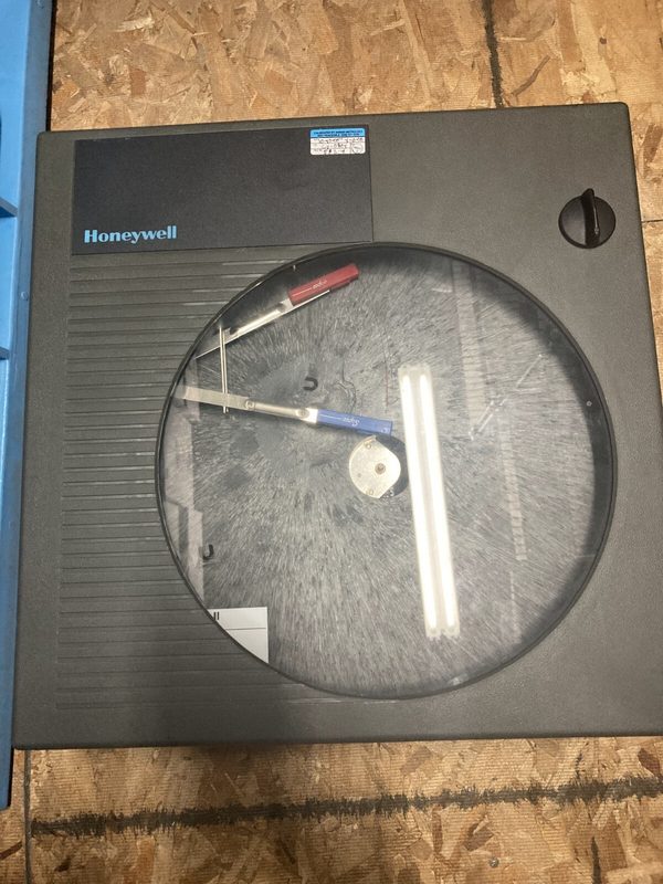 Регистратор Honeywell DR4200GP2-00-GG0U000