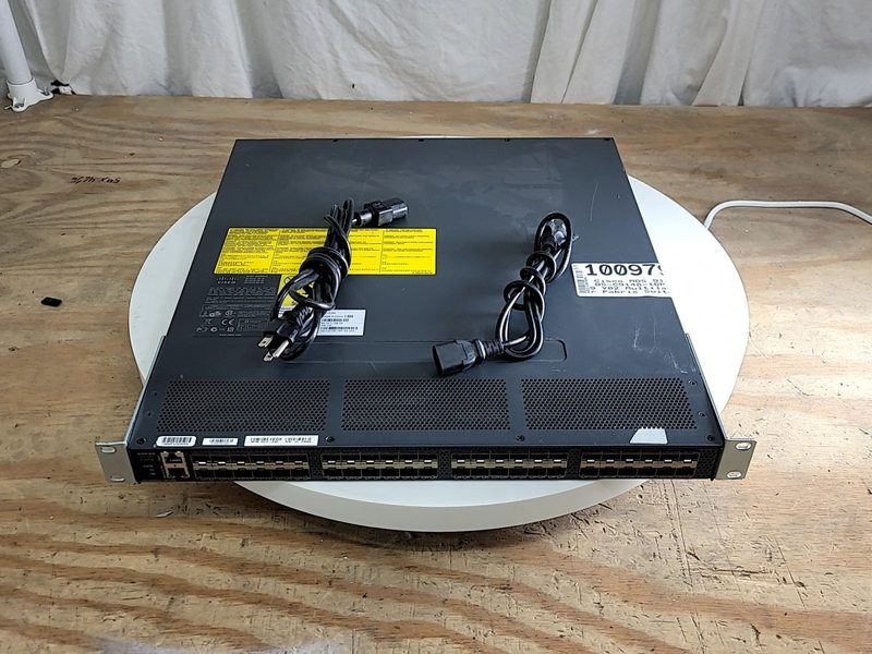 Коммутатор Cisco DS-C9148-16P-K9