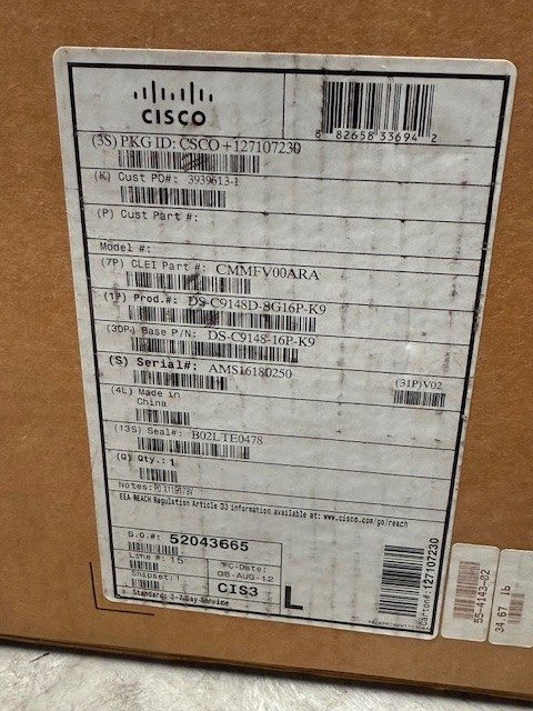 Коммутатор Cisco DS-C9148D-8G16P-K9