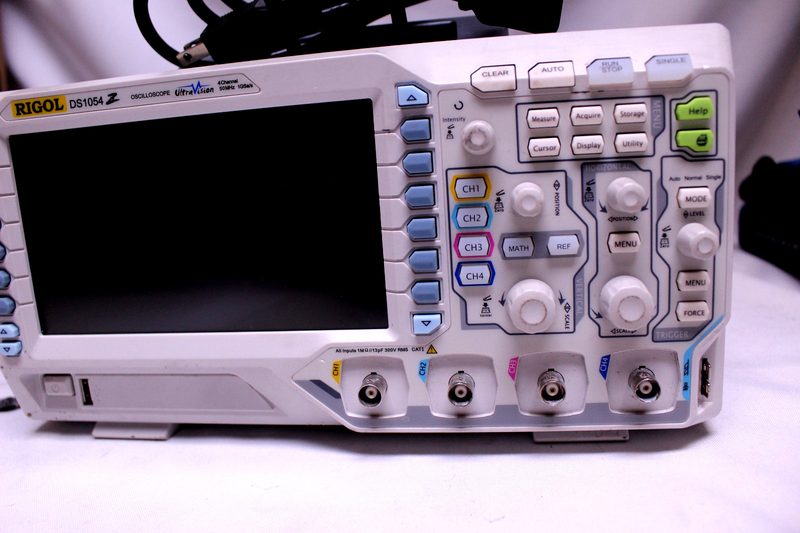 Осциллограф Rigol DS1054Z