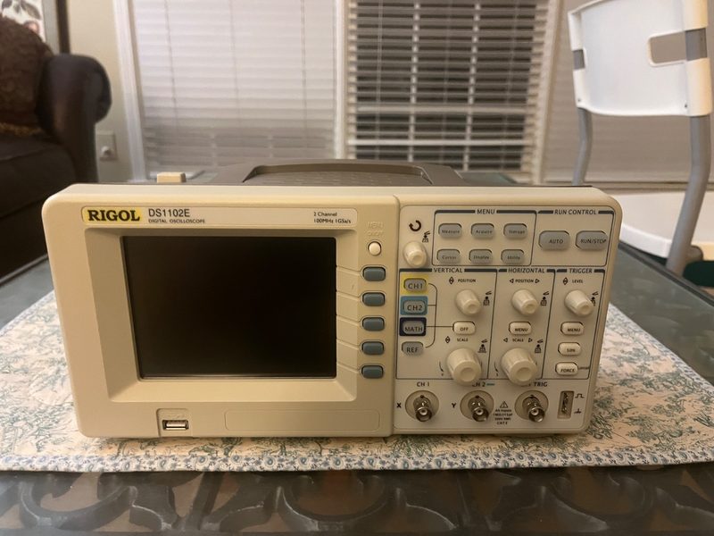 Осциллограф Rigol DS1102E