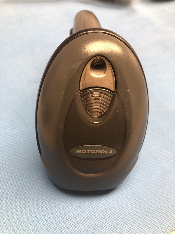 Сканер штрих-кода Zebra DS4208-SR