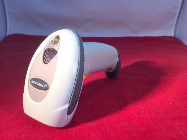 Сканер штрих-кода Motorola DS4208-SR00001WR