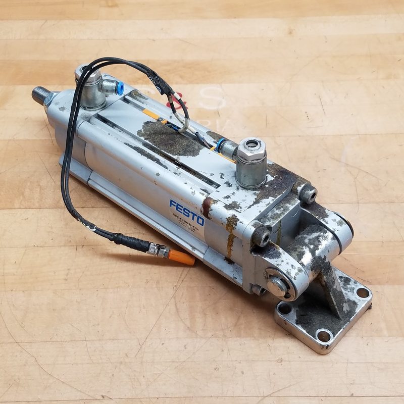 Пневмоцилиндр Festo DSBC-63-100-PA-N3T4