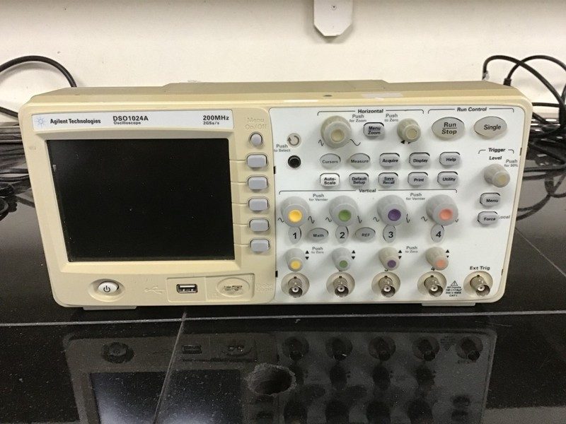 Осциллограф Keysight DSO1024A