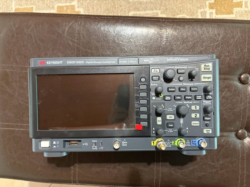 Генератор сигналов Keysight DSOX1202G