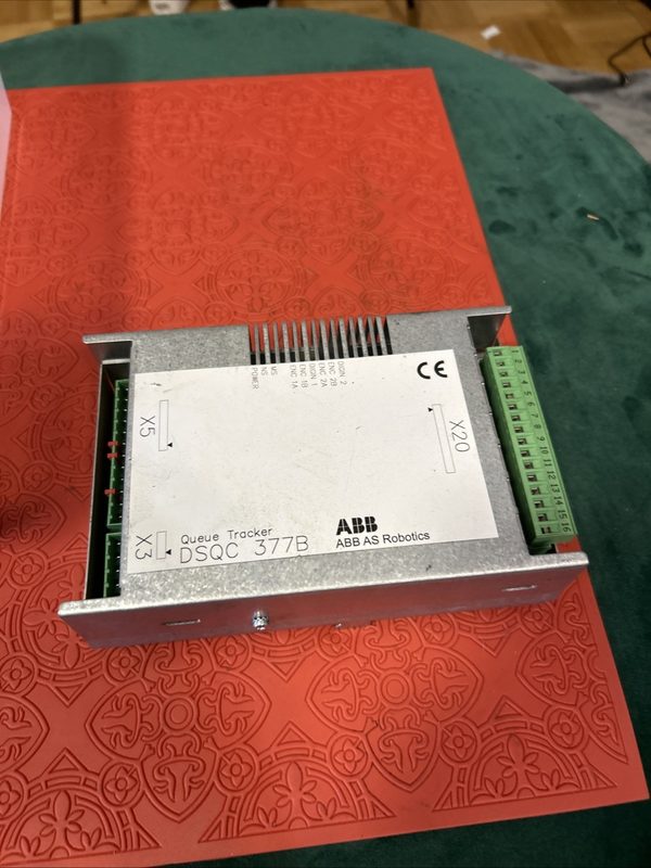 Робот ABB DSQC377B