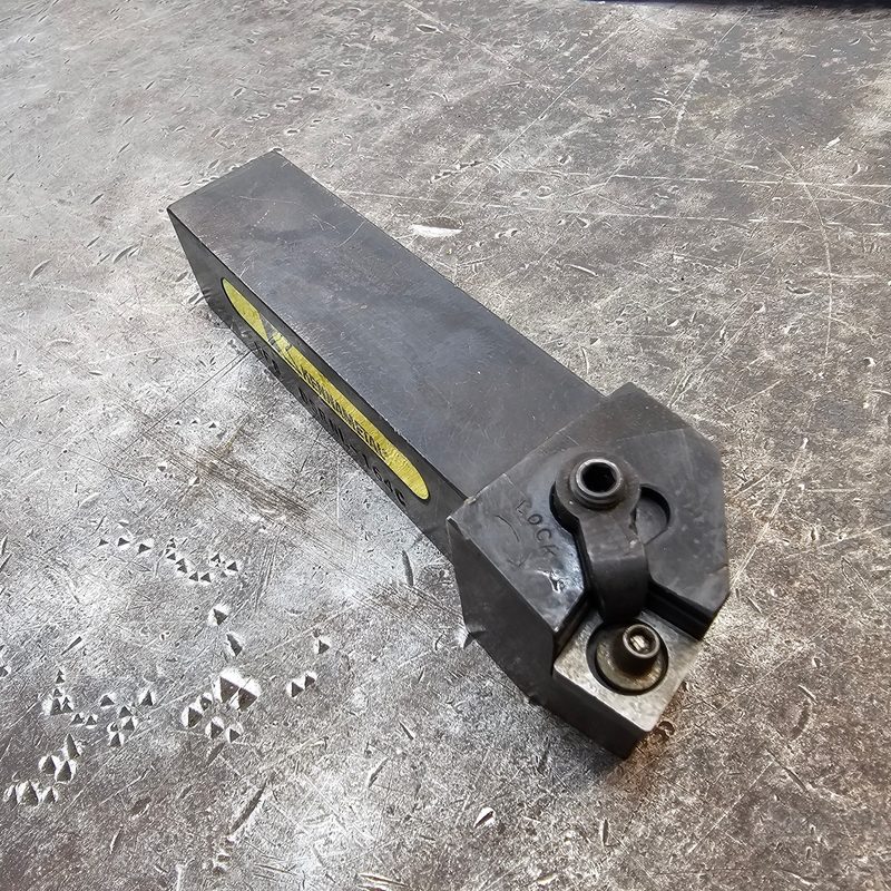 Режущий инструмент Kennametal DSRNL-164C