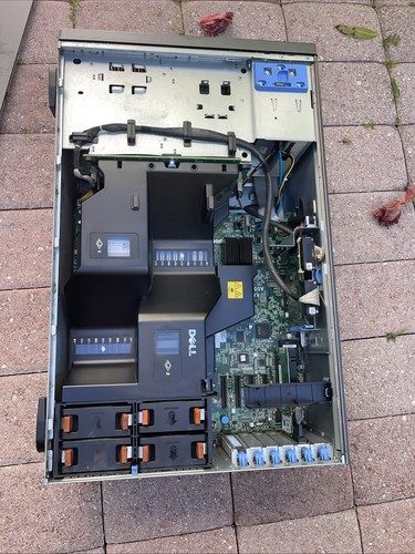 Сервер Dell E04S001