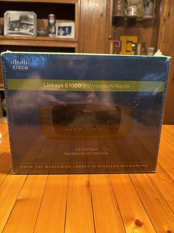 Маршрутизатор Cisco E1000
