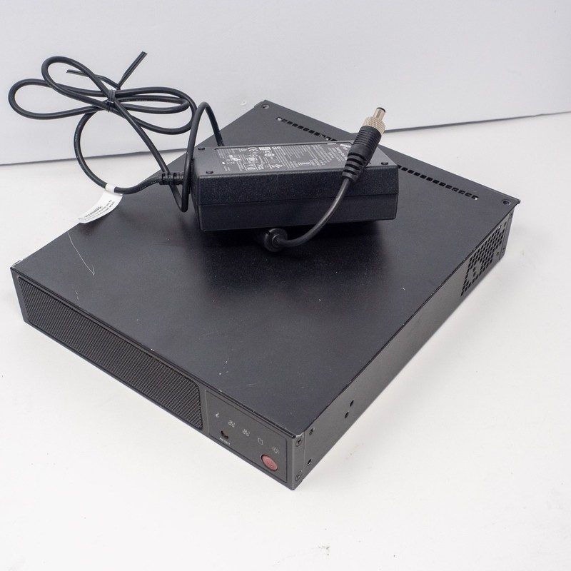 Сервер Supermicro E200-8D