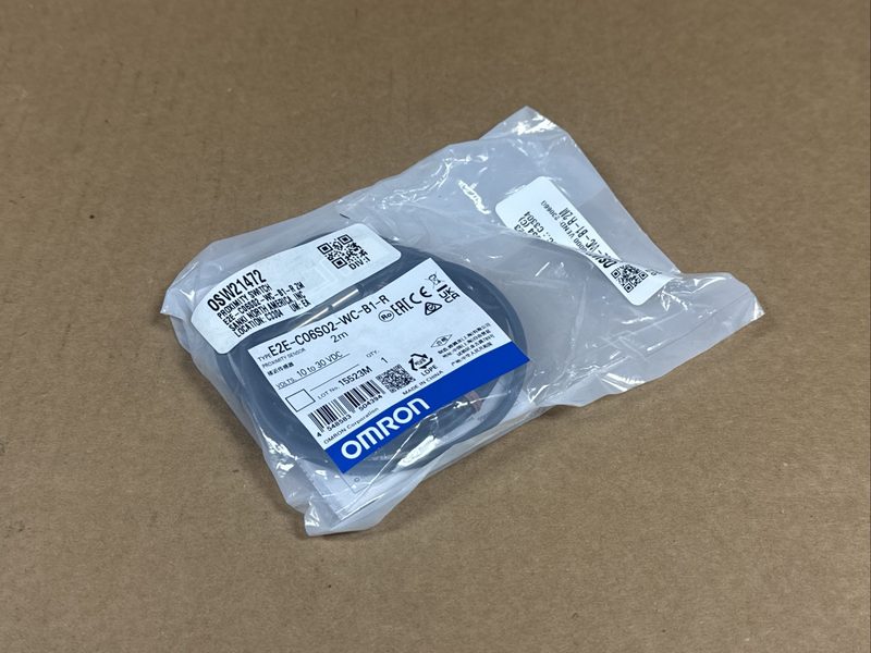Датчик приближения Omron E2E-C06S02-WC-B1-R