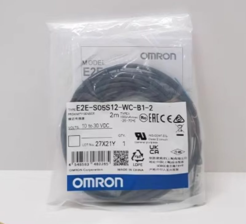 Датчик приближения Omron E2E-S05S12-WC-B1-2