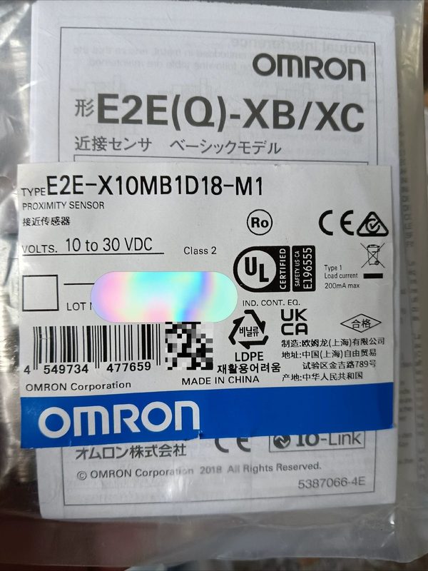 Датчик приближения Omron E2E-X10MB1D18-M1