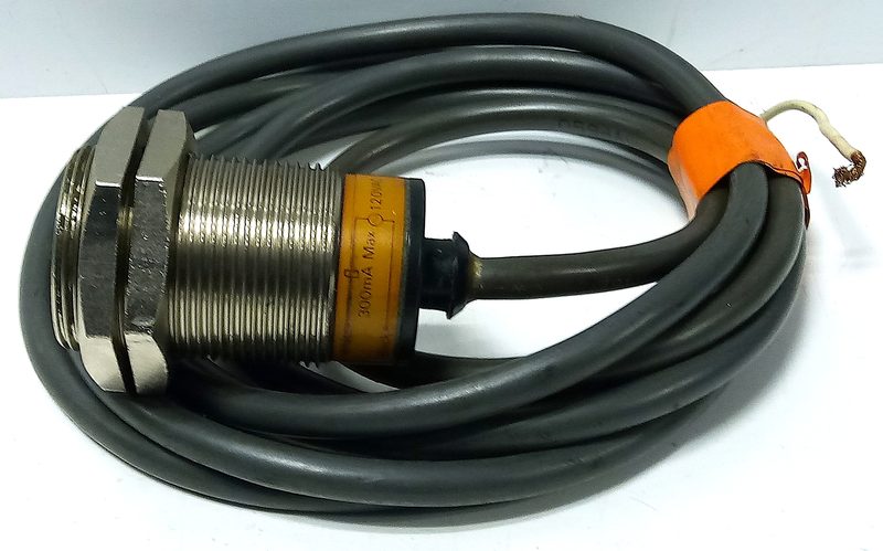 Датчик приближения Omron E2E-X10Y1-53US