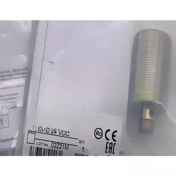 Датчик приближения Omron E2E-X15C1T30-M1