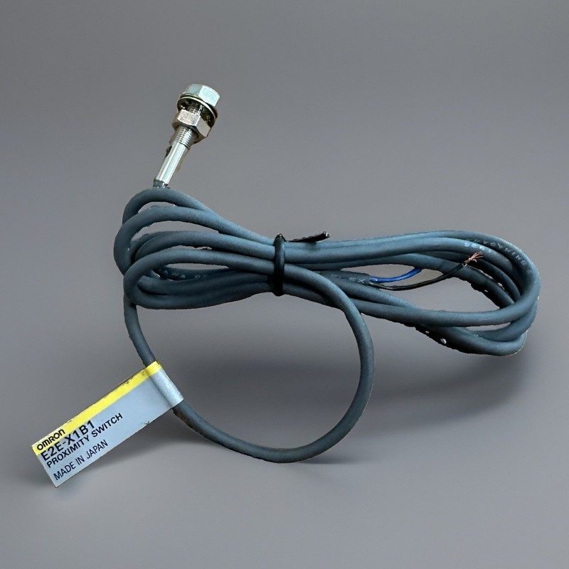 Датчик приближения Omron E2E-X1B1