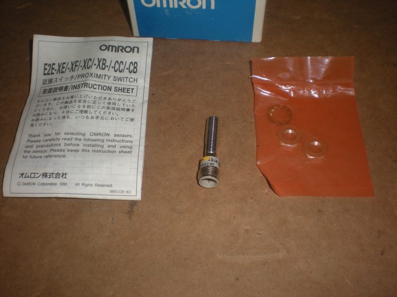 Датчик приближения Omron E2E-X1R5E2-M1