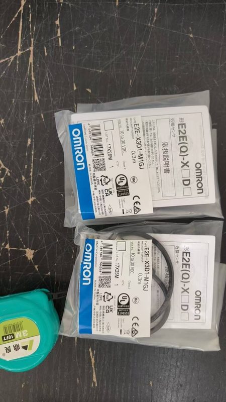 Датчик приближения Omron E2E-X3D1-M1GJ-0.3M