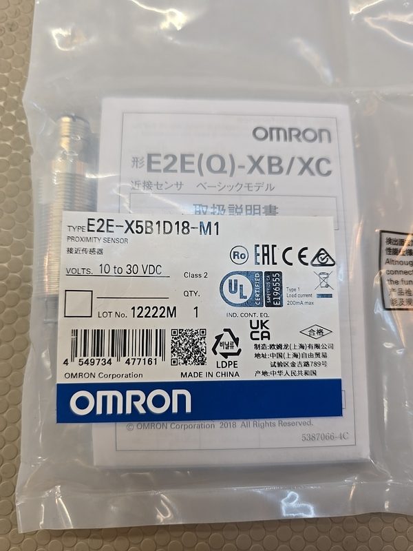 Датчик приближения Omron E2E-X5B1D18-M1