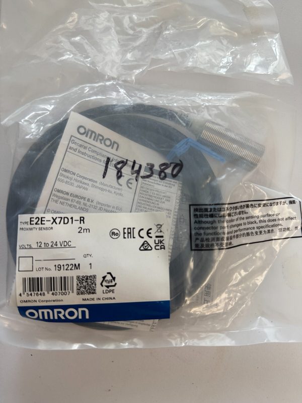 Датчик приближения Omron E2E-X7D1-R