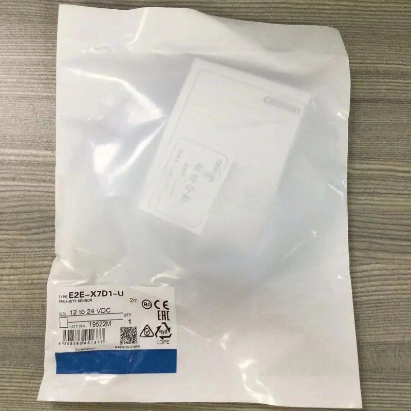 Датчик приближения Omron E2E-X7D1-U