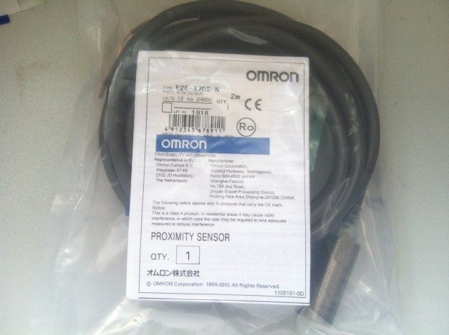 Датчик приближения Omron E2E-X7D2-N
