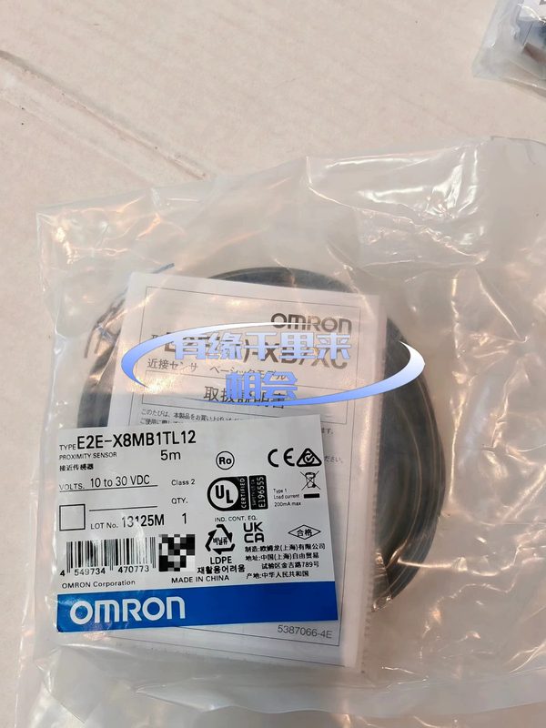 Датчик приближения Omron E2E-X8MB1TL12