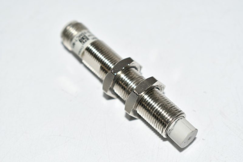Датчик приближения Omron E2E2-X5MC1-M1