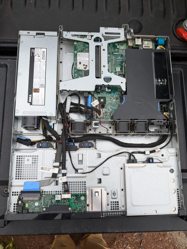 Жёсткий диск Dell E3-1270V5