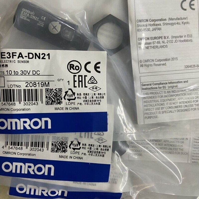 Фотоэлектрический датчик Omron E3FA-DN21