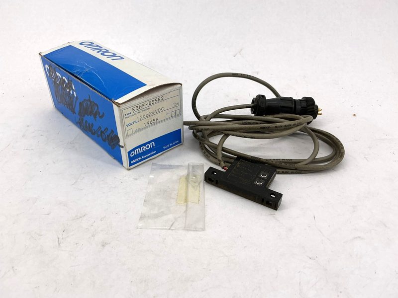 Фотоэлектрический датчик Omron E3HF-DS5E2