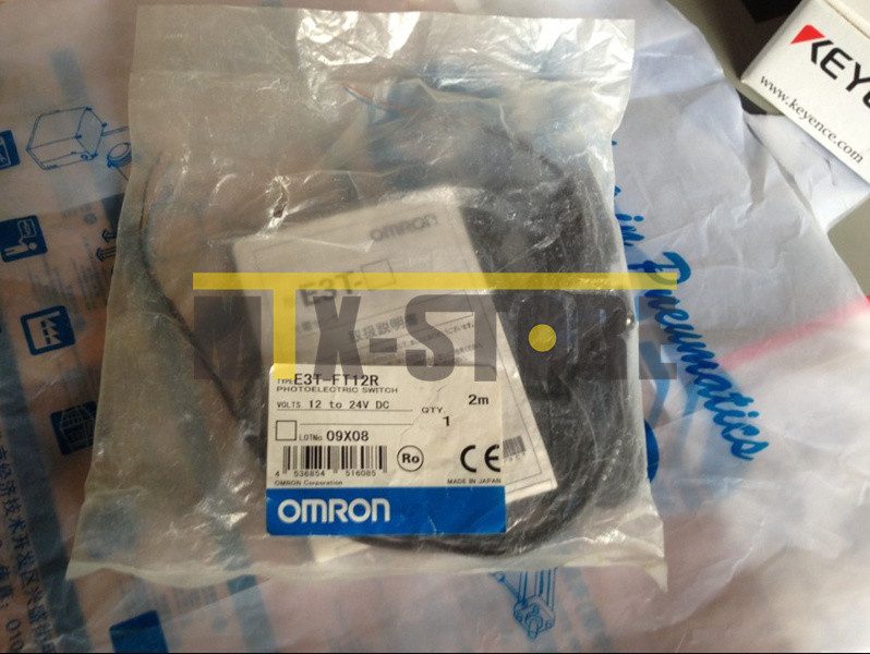 Фотоэлектрический датчик Omron E3T-FT12R
