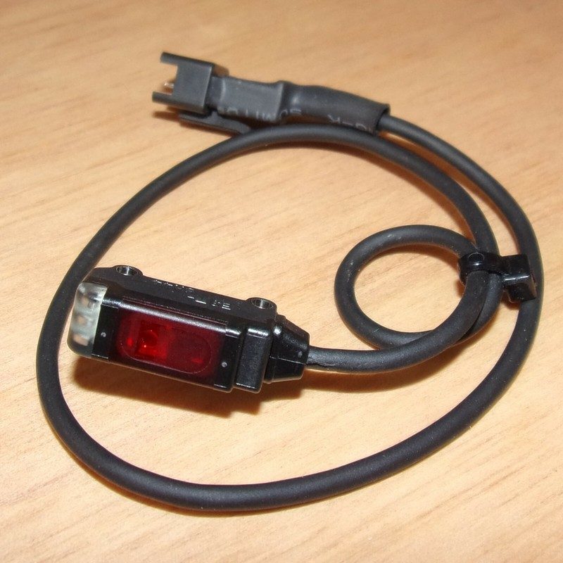Фотоэлектрический датчик Omron E3T-SR44