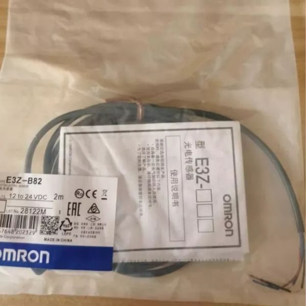 Датчик приближения Omron E3Z-B82
