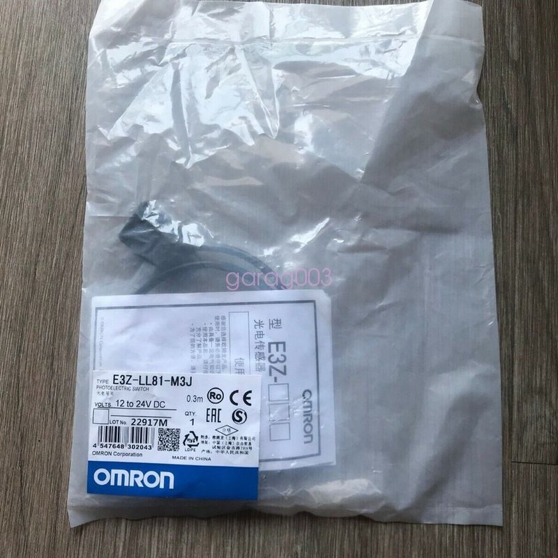 Фотоэлектрический датчик Omron E3Z-LL81-M3J